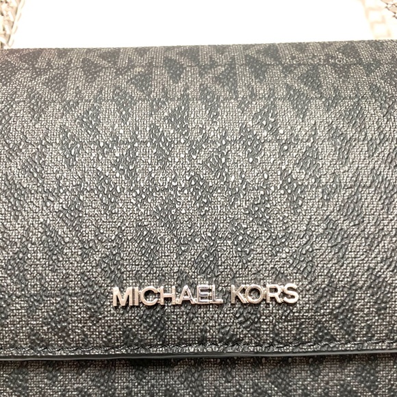 MICHAEL KORS JET SET TRAVEL MD MK XBODY - Picture 9 of 10